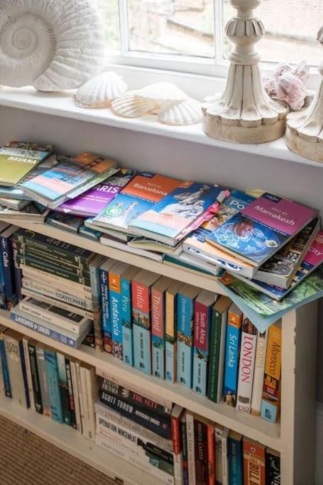 Artists Comfy Home, Near Camden Market * Londra